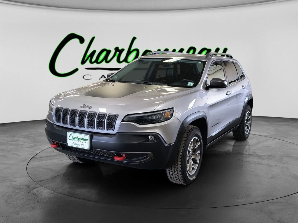 2020 Jeep Cherokee Trailhawk Elite in Silver — front three-quarter view